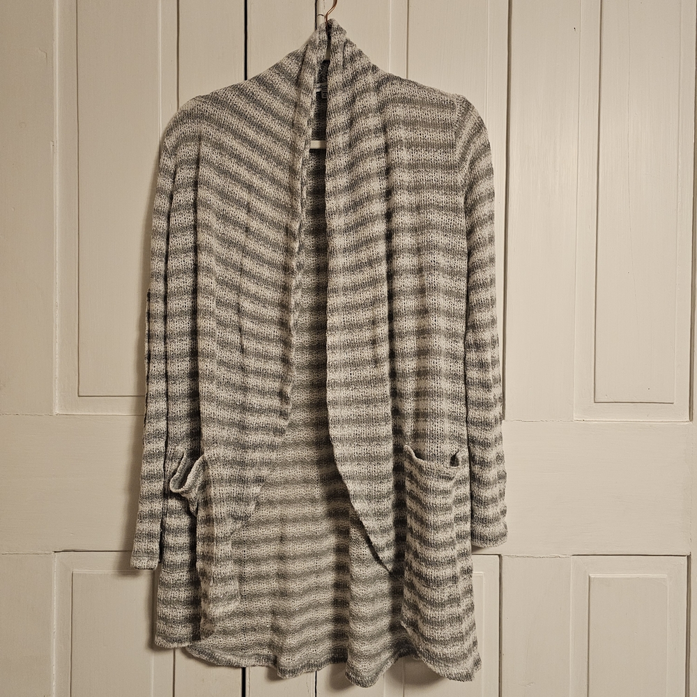 Splendid Textured Knit Cardigan in Gray